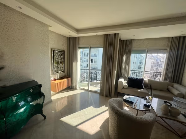 For rent beautiful apartment 220m2 3 bedrooms furnished Golden Triangle