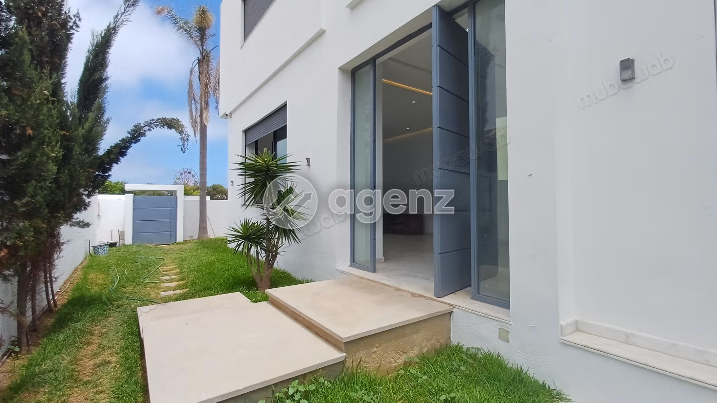 Villa à vendre 690 m², 7 chambres Route d'Azzemmour Dar Bouazza