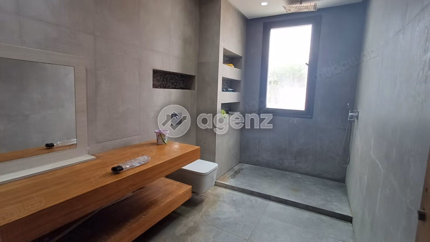 Villa à vendre 690 m², 7 chambres Route d'Azzemmour Dar Bouazza