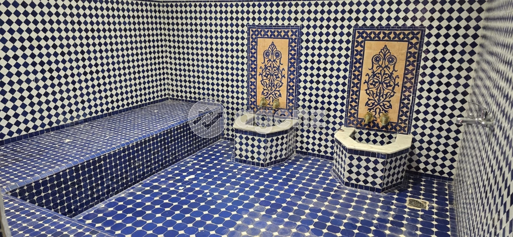Villa à vendre 690 m², 7 chambres Route d'Azzemmour Dar Bouazza