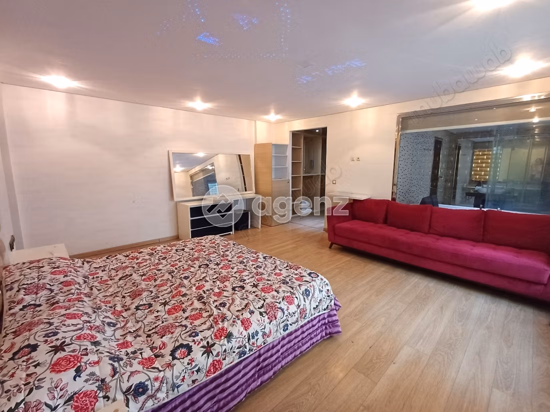 Appartement te koop 238 m², 4 slaapkamers Palmier Casablanca