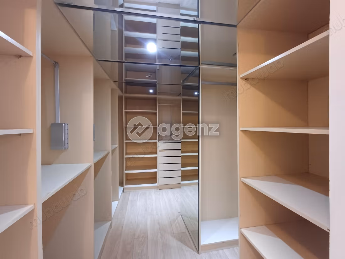 Appartement te koop 238 m², 4 slaapkamers Palmier Casablanca