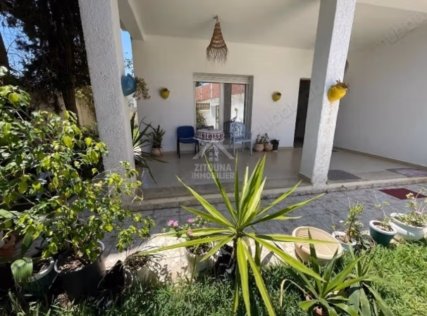 In affitto piano terra di una villa a La Marsa