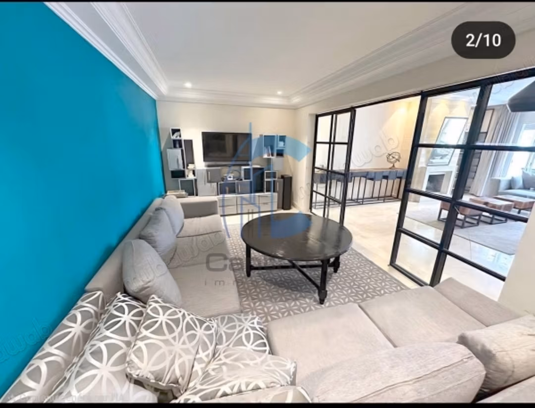 Semi-gemeubileerd appartement te koop in Racine