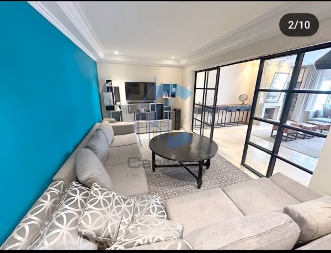 Semi-gemeubileerd appartement te koop in Racine