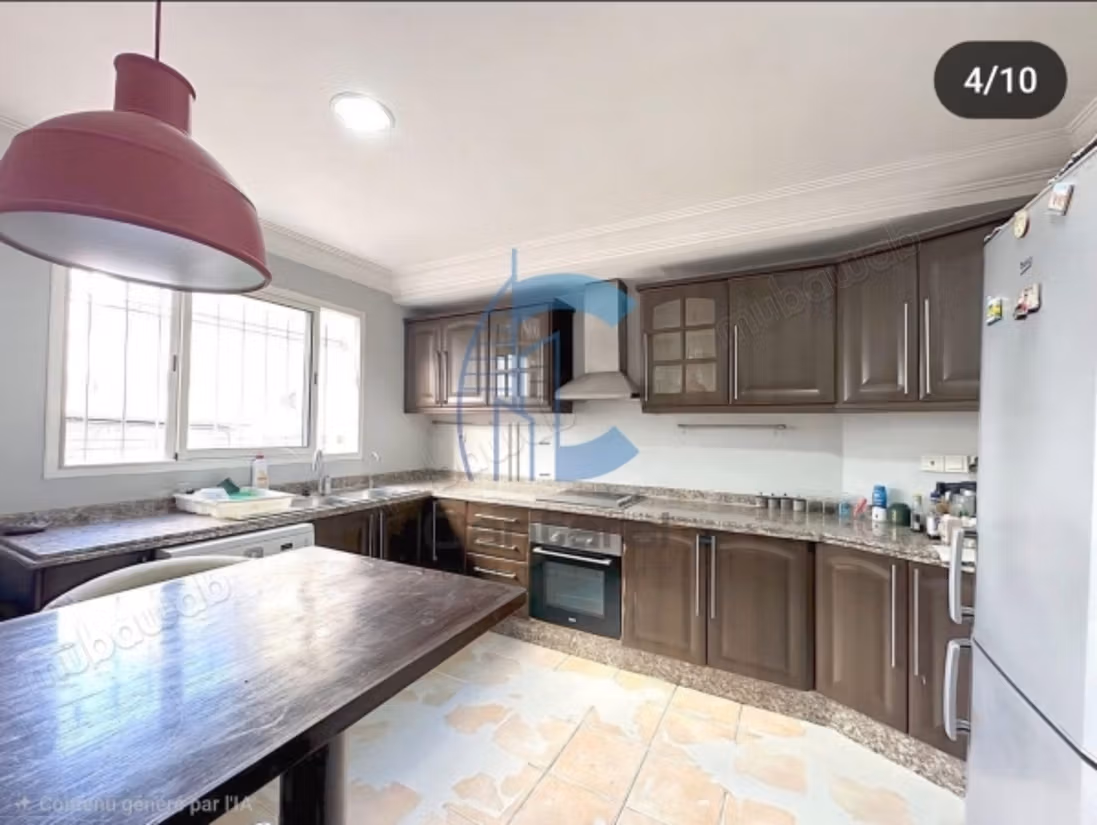 Semi-gemeubileerd appartement te koop in Racine