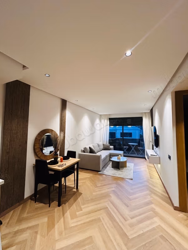Te huur Nieuwe appartement, gemeubileerd & uitgerust