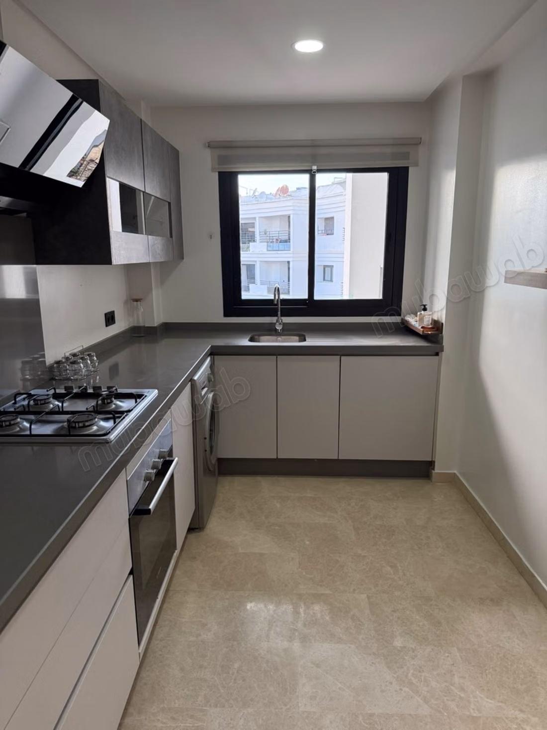 Magnífico apartamento nuevo amueblado en alquiler por noches – Hay Riad, Avenida Annakhil