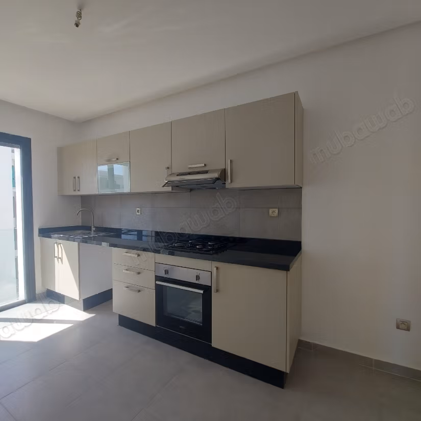 For rent – Superb new apartment with sea view