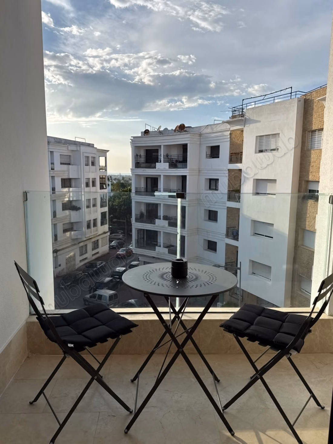 Magnífico apartamento nuevo amueblado en alquiler por noches – Hay Riad, Avenida Annakhil
