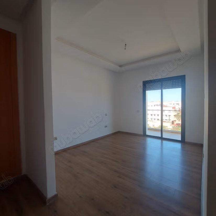 For rent – Superb new apartment with sea view