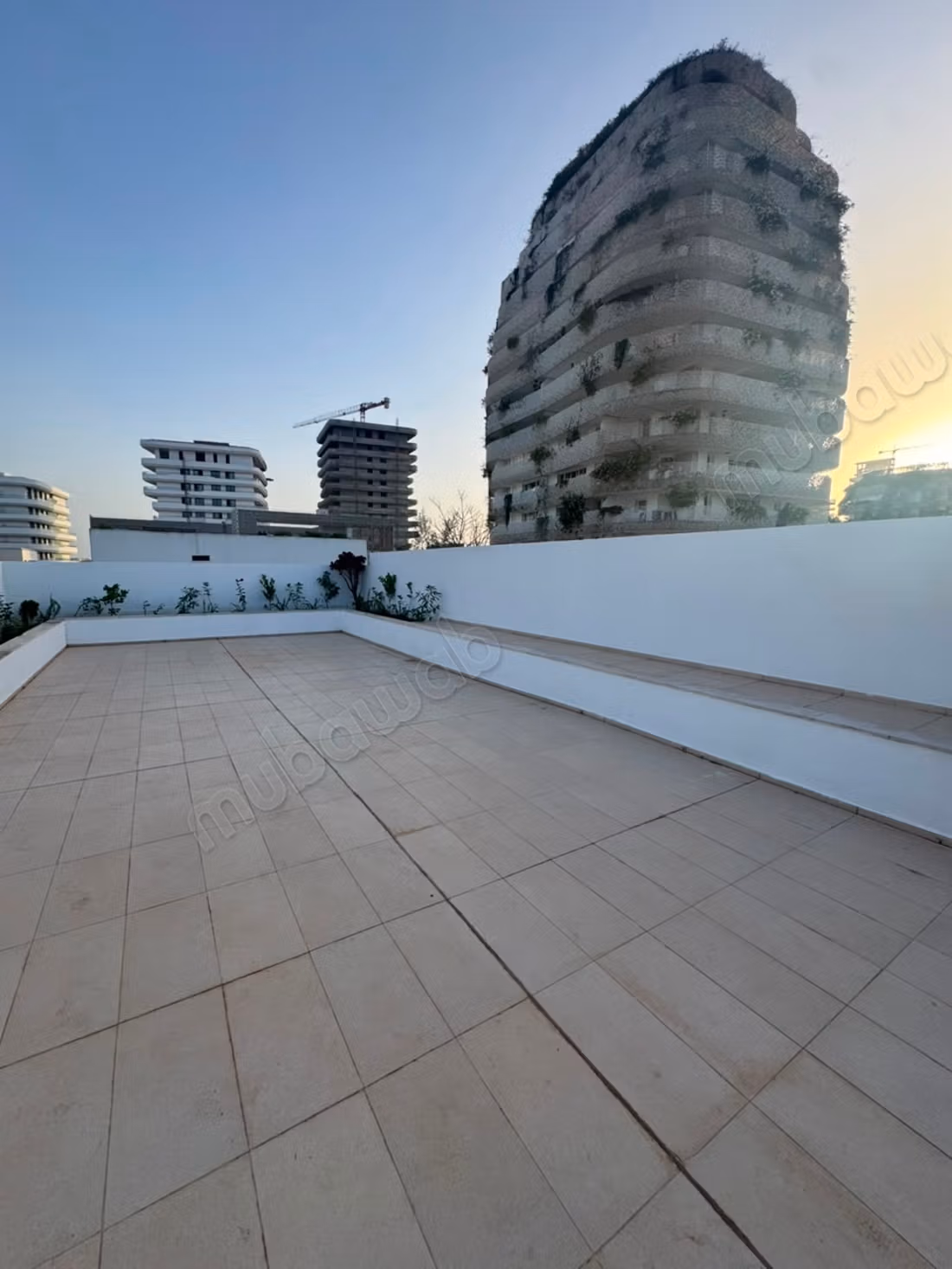 Appart neuf à louer cfc avec rooftop