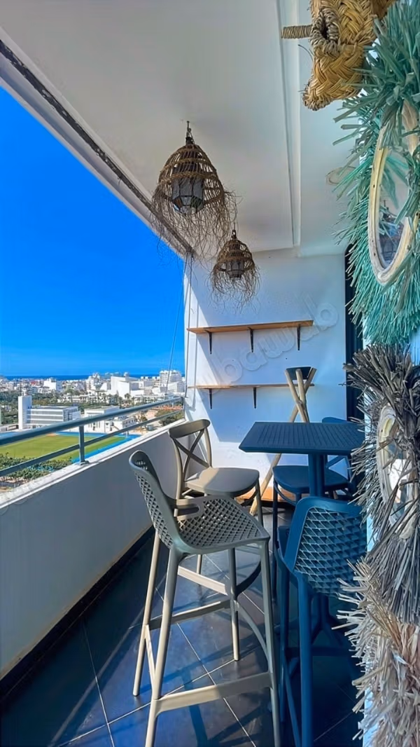 Superbe appartement meublé avec vue panoramique sur le Parc de la Ligue Arabe