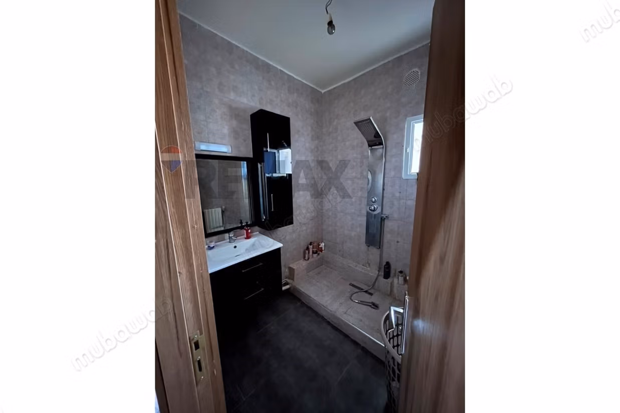 Appartement S3 de 85 m² à Vendre à El Menzah 7