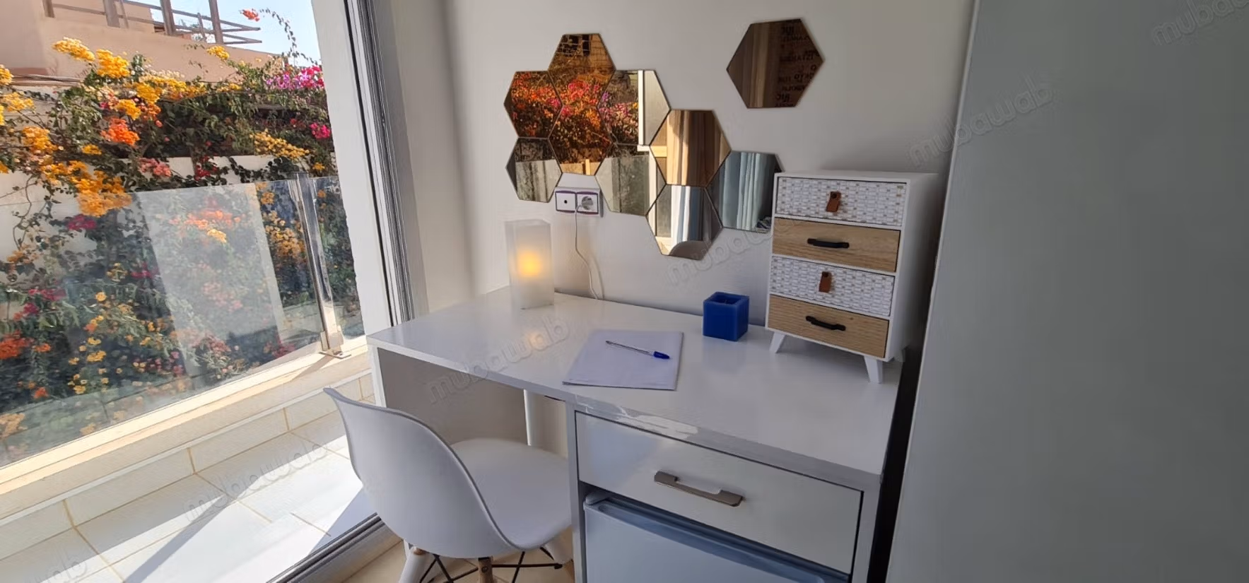 A vendre appartement meuble front mer