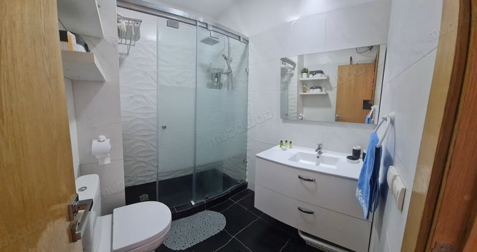 A vendre appartement meuble front mer