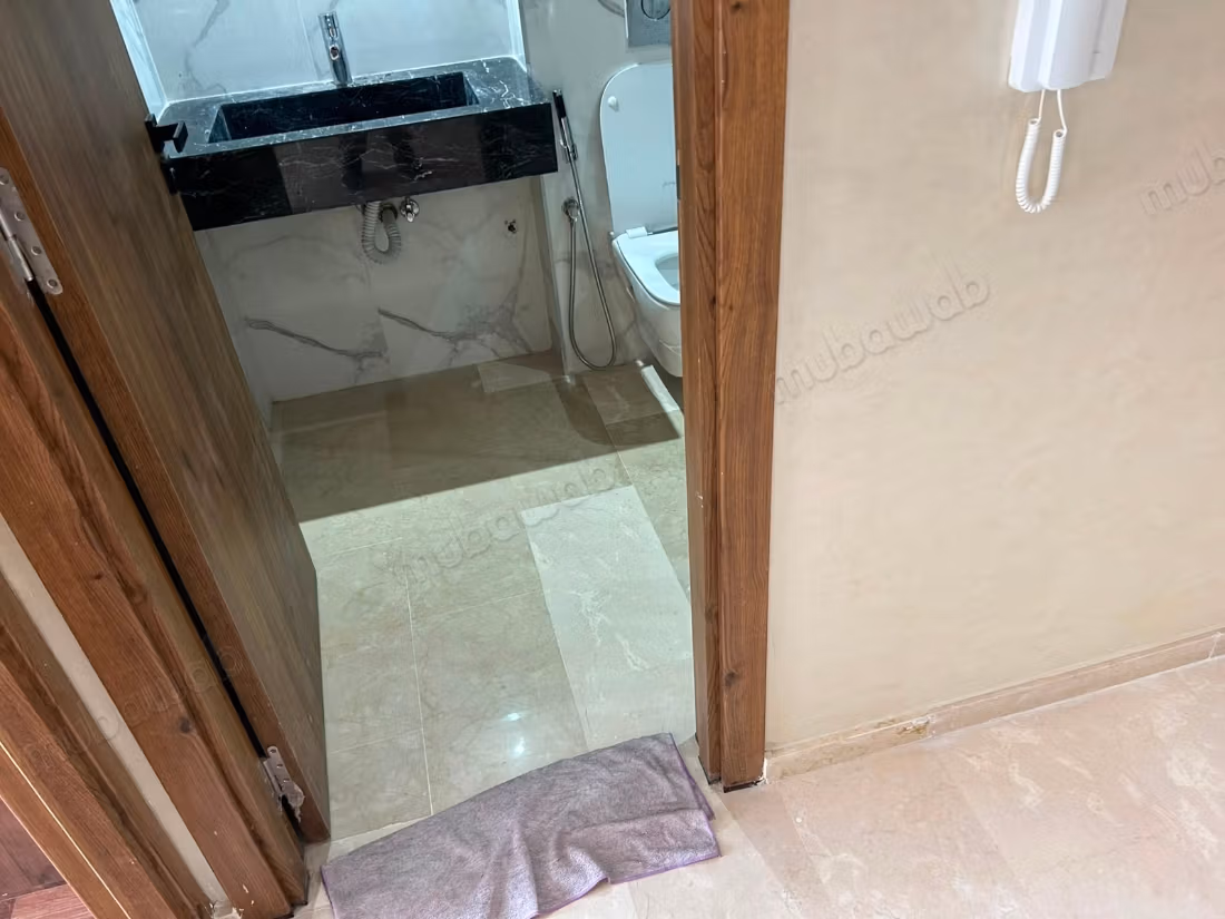Studio in affitto negli Ospedali – Balcone
