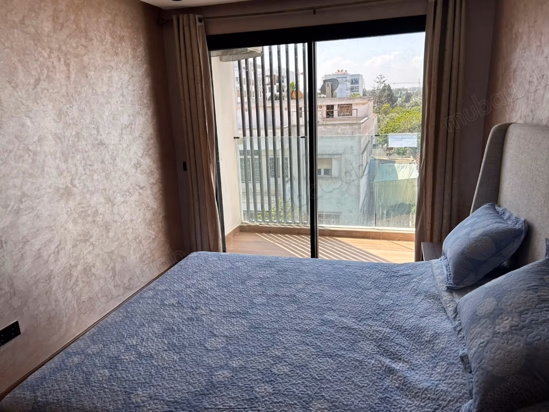 Studio in affitto negli Ospedali – Balcone