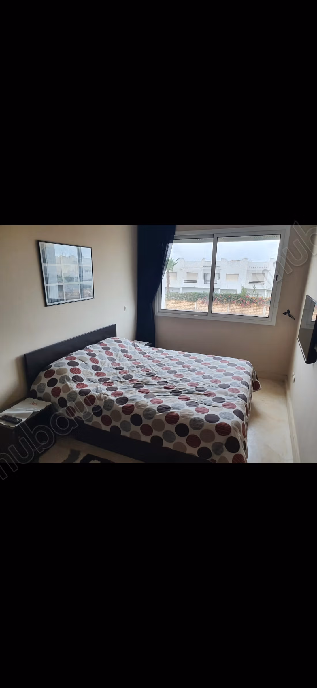 Grand appartement meublé pieds dans l'eau