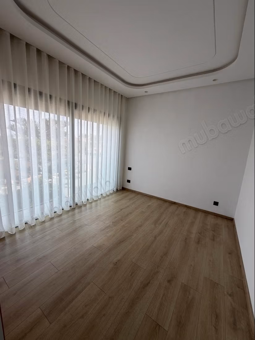 Magnificent empty villa for rent in Darbouazza
