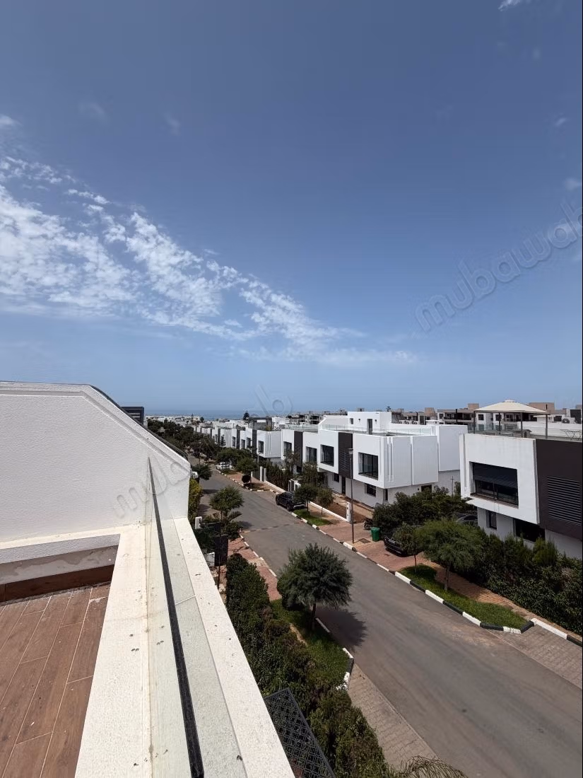 Magnificent empty villa for rent in Darbouazza