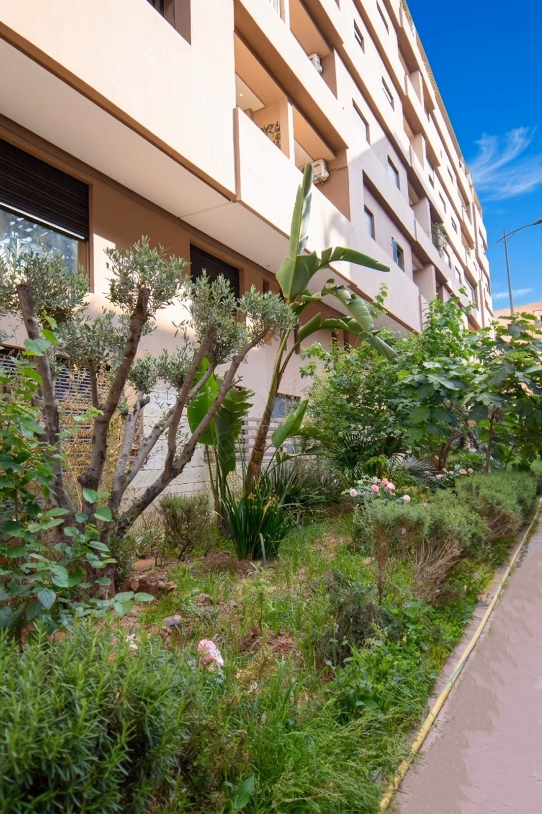 Menara Garden – 2 ch. Meublé, piscine & parking