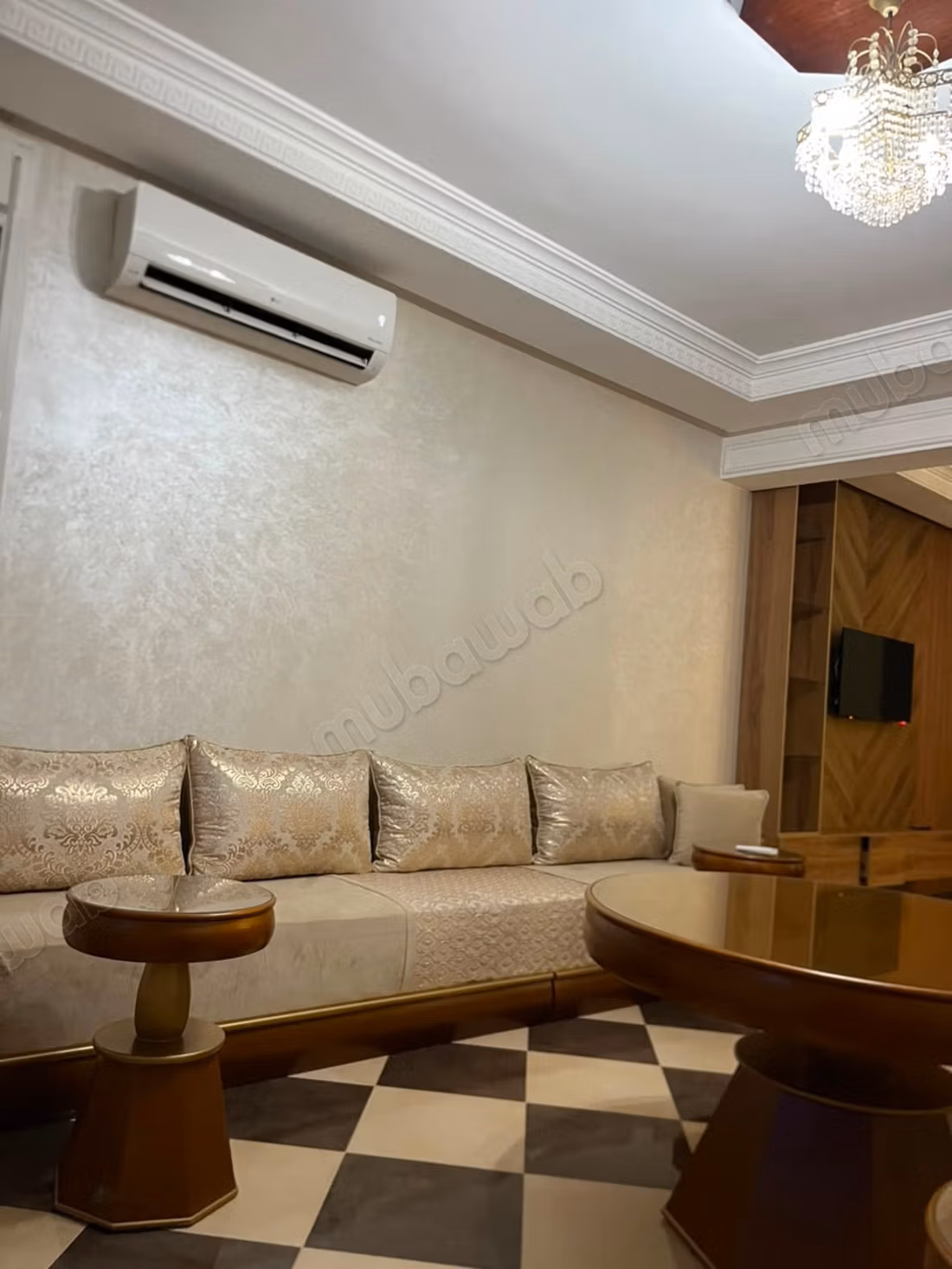 Beautiful apartment for sale in Martil. 2 rooms. Solid door, secured residence