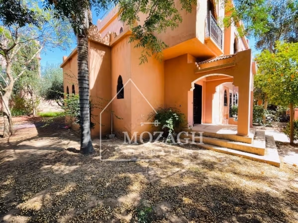 Superbe villa 4 chambres sur résidence piscine