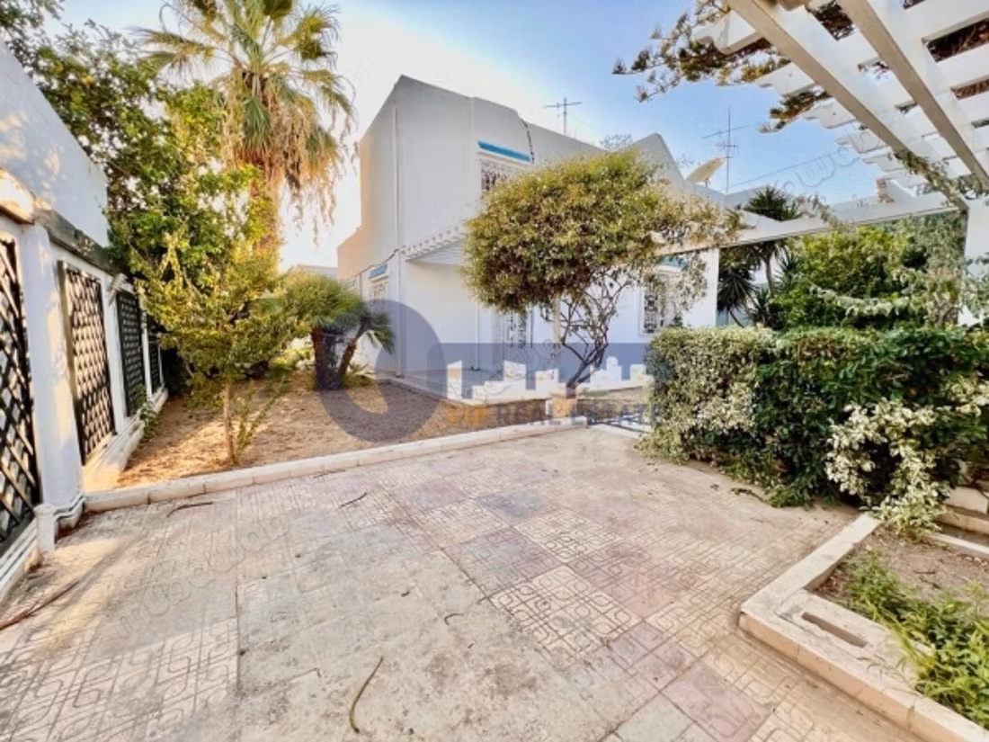 In affitto - Villa S4 con giardino e garage a La Mars