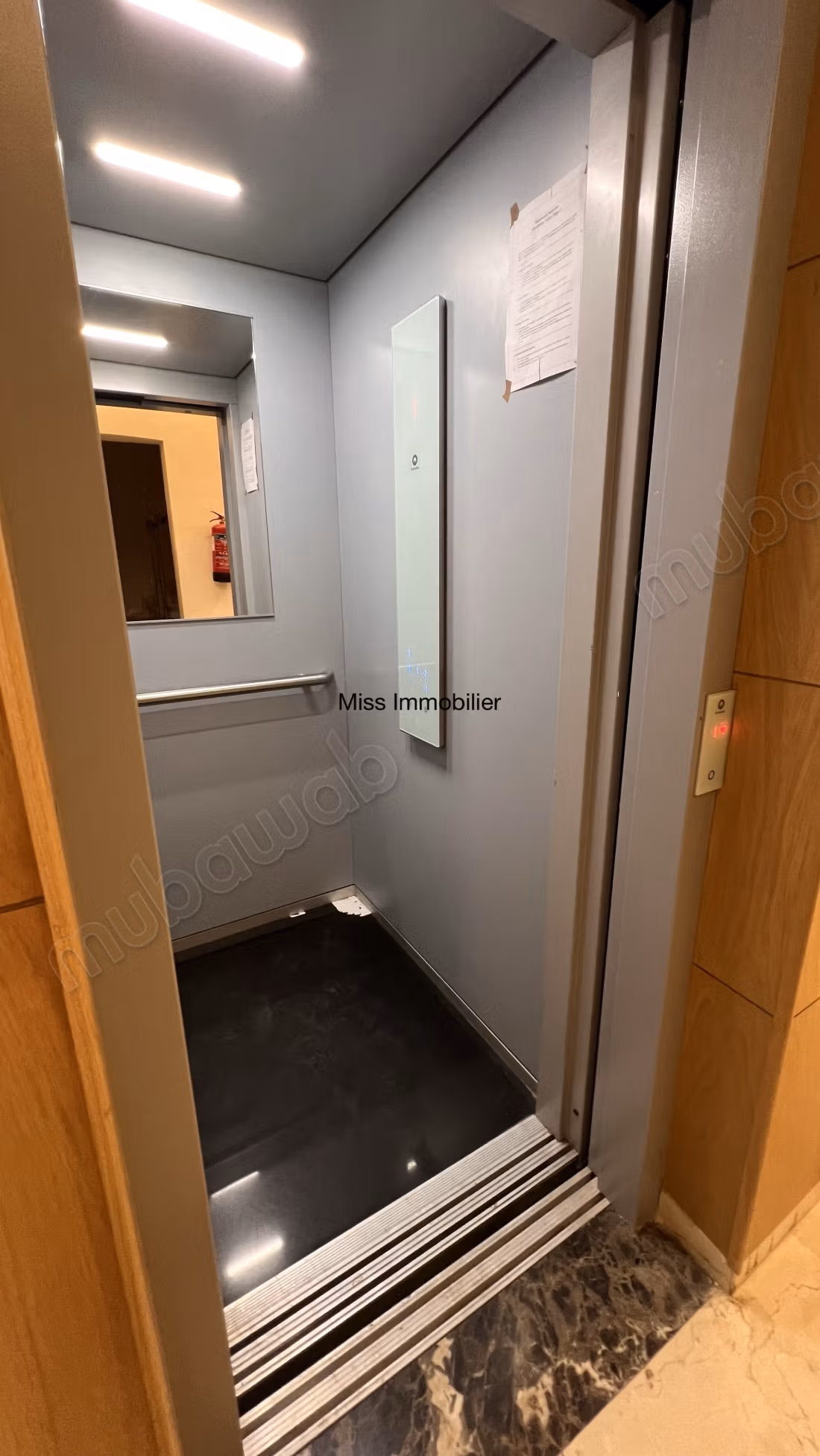 Bel appartamento in affitto a Camp Al Ghoul. 2 camere da letto. Ambiente tranquillo senza affacci