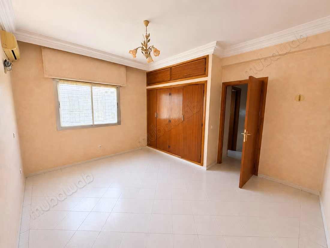 Licht duplex van 225 m² te huur - Ain Diab