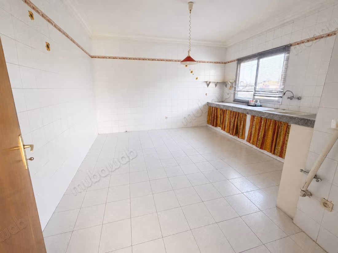 Licht duplex van 225 m² te huur - Ain Diab