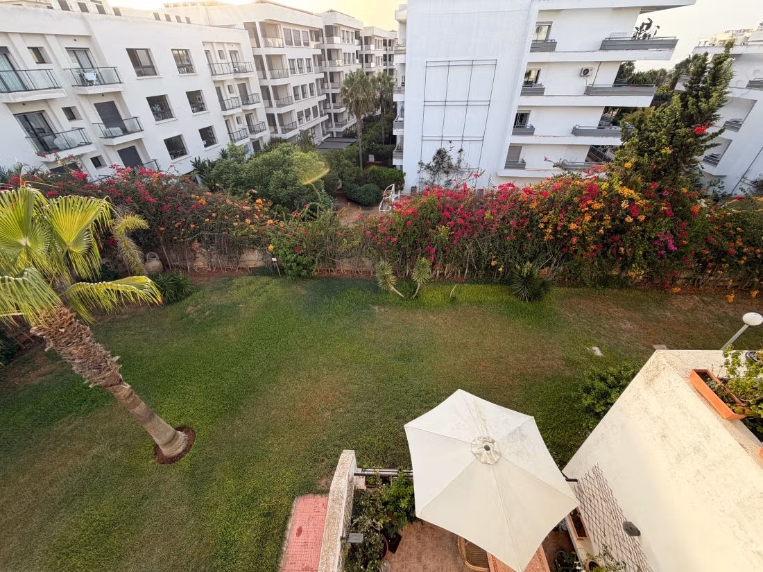 Licht duplex van 225 m² te huur - Ain Diab