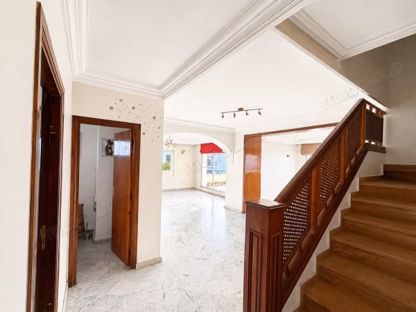 Duplex lumineux 225 m² à louer – Ain Diab