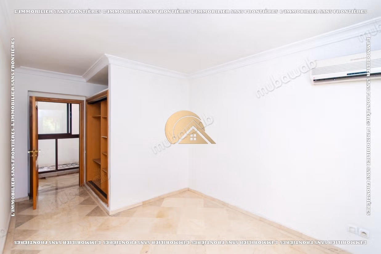 Lege appartement van 124 m² te koop in Marrakech