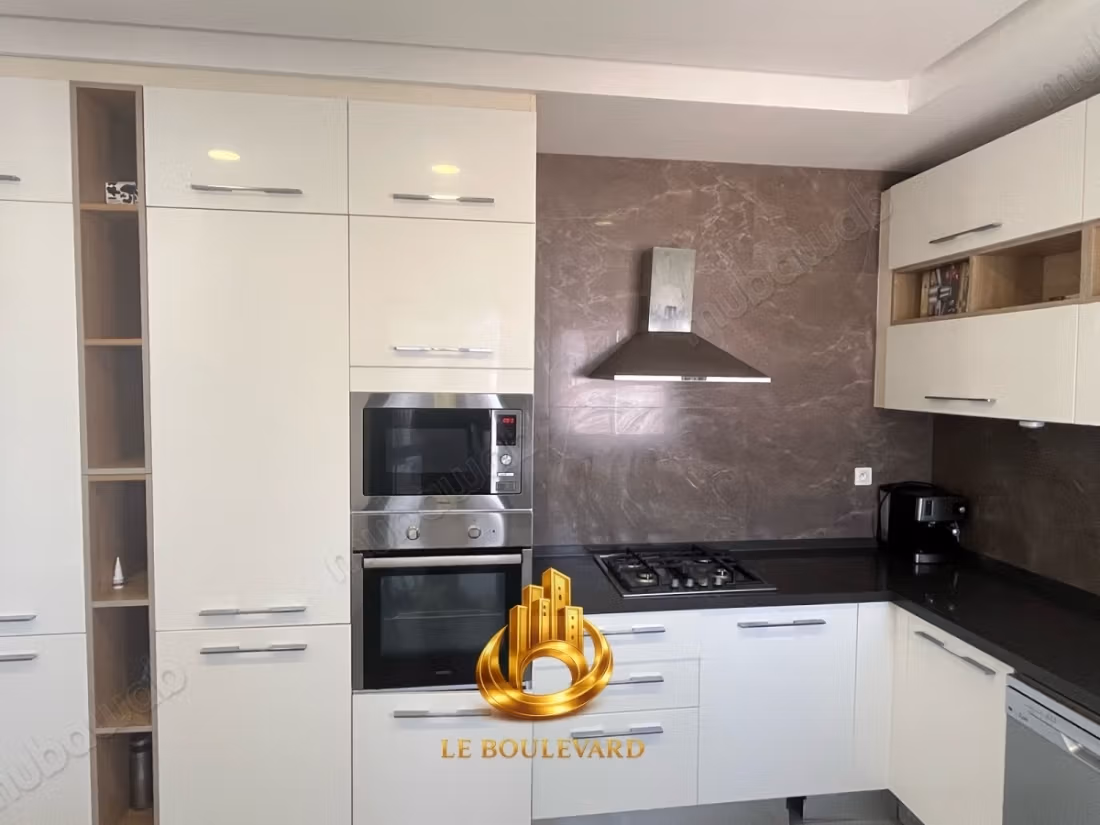 A Louer Appartement S2 Vue Sur Mer à Néapolis