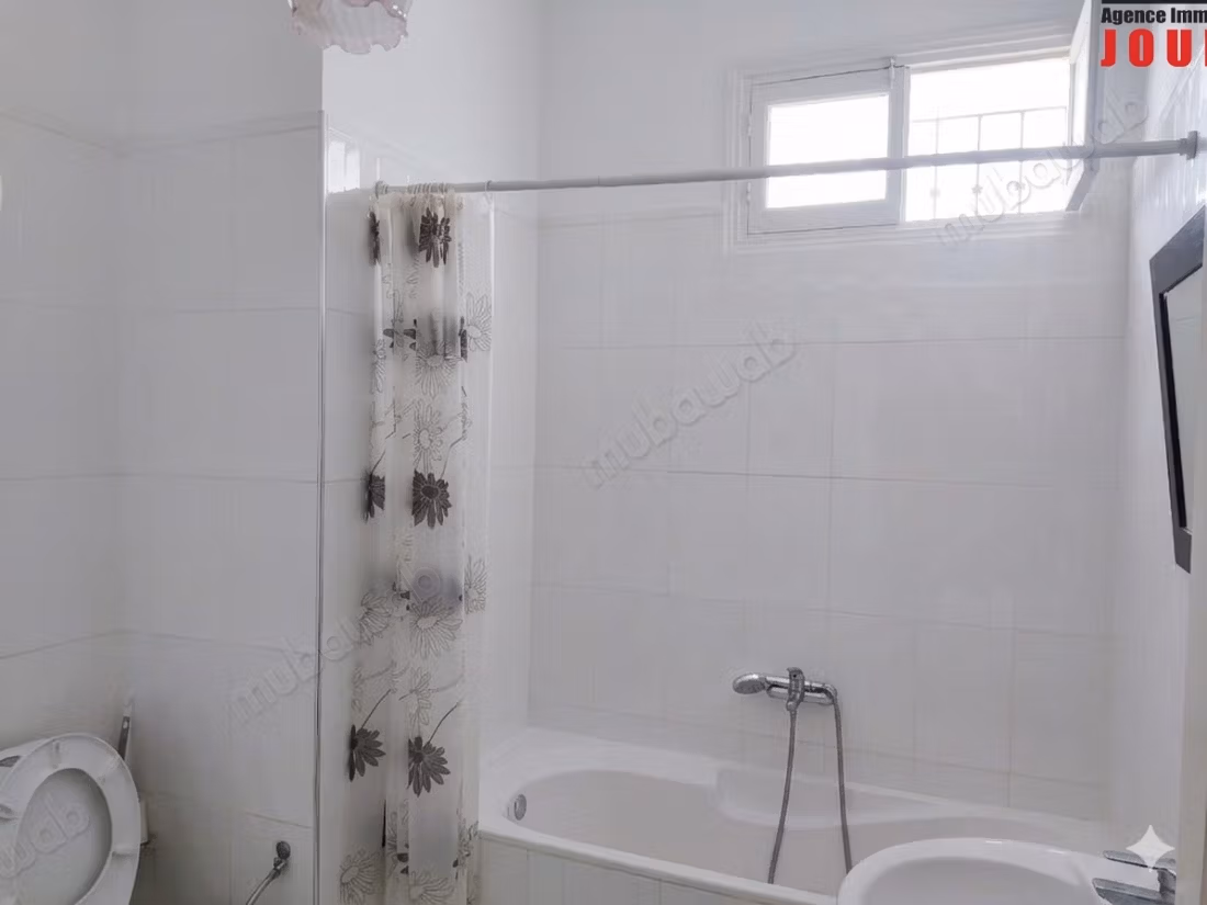 Casa Eccezionale 725 M² A Bardo