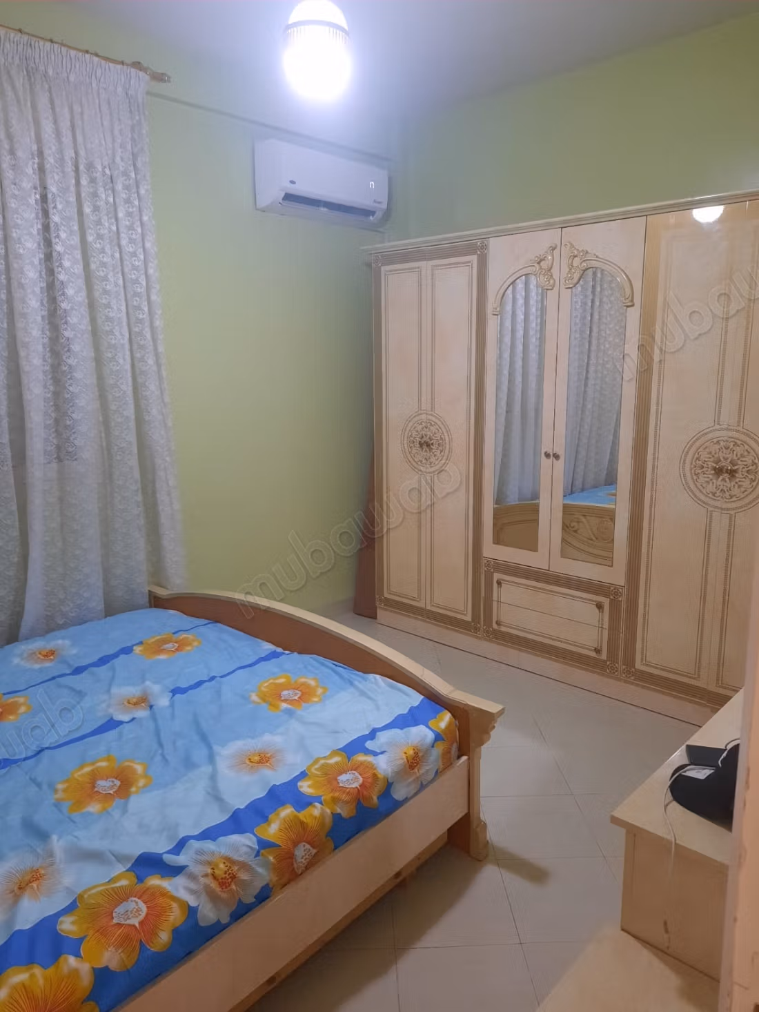 Furnished medium-standard apartment for long-term rental