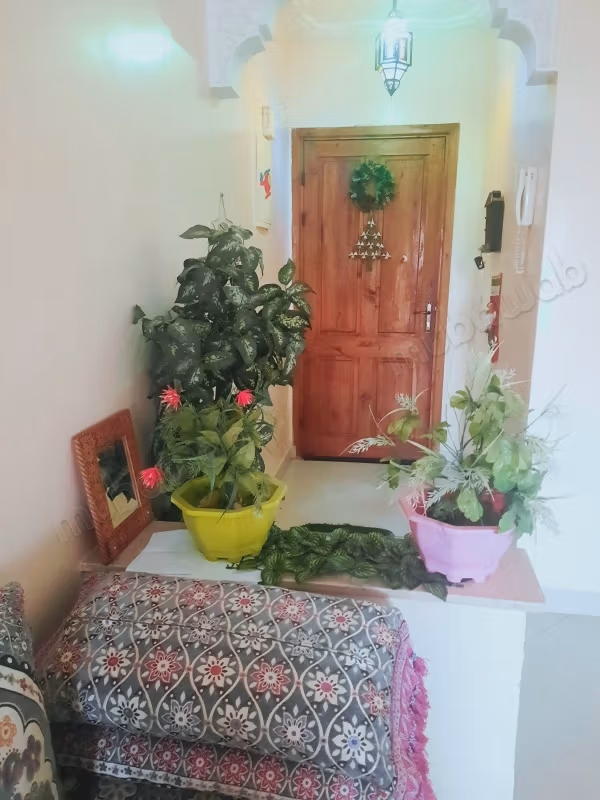 Appartement meublé moyen standing pour longue duré