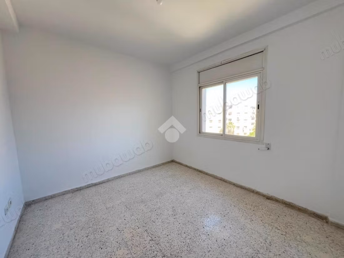 A VENDRE Appartement s3 à Rades