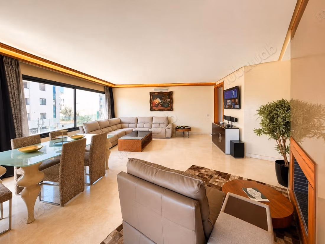 Racine/Triangle d'Or Appartement meublé 150m²