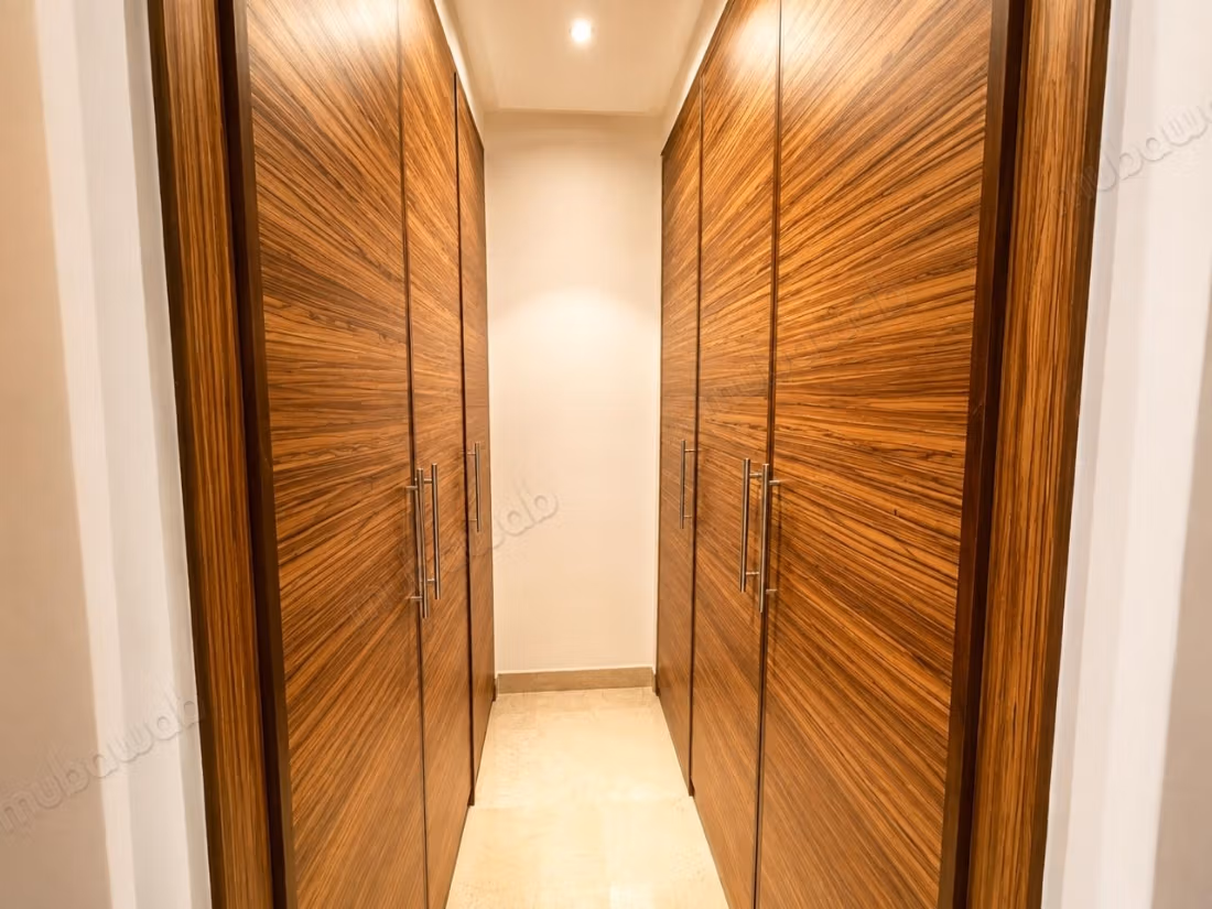 Racine/Triangle d'Or Appartement meublé 150m²