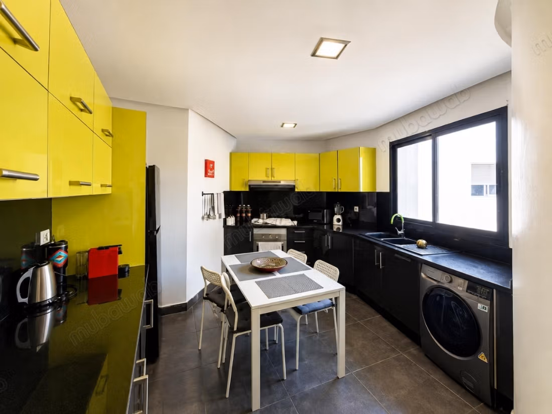 Racine/Triangle d'Or Appartement meublé 150m²