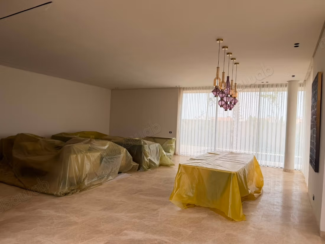For sale excellent contemporary villa with 4 new suites in a secured residence in Chrifia