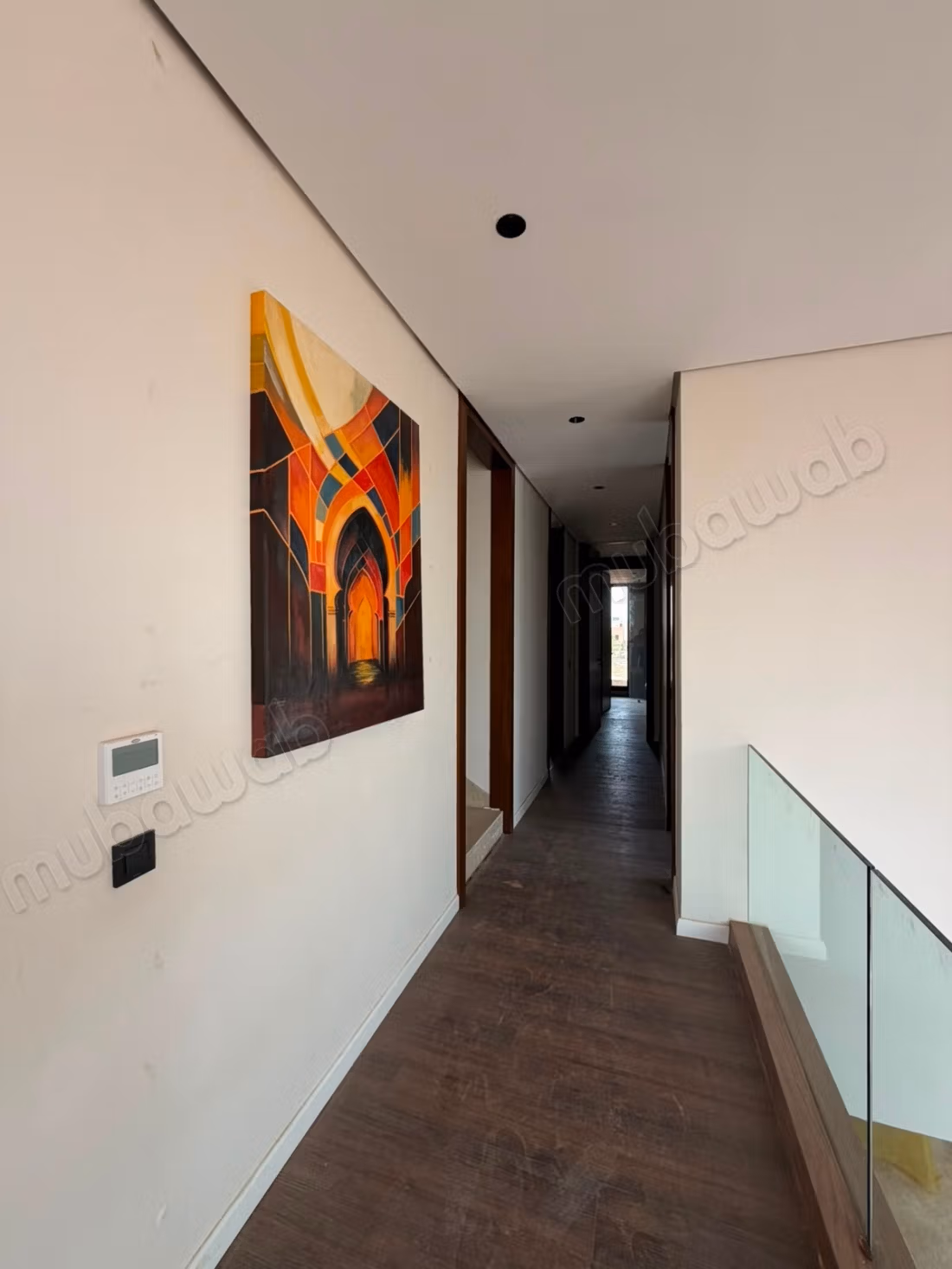 En vente excellente villa contemporaine de 4 suites neuve dans une résidence sécurisée à Chrifia