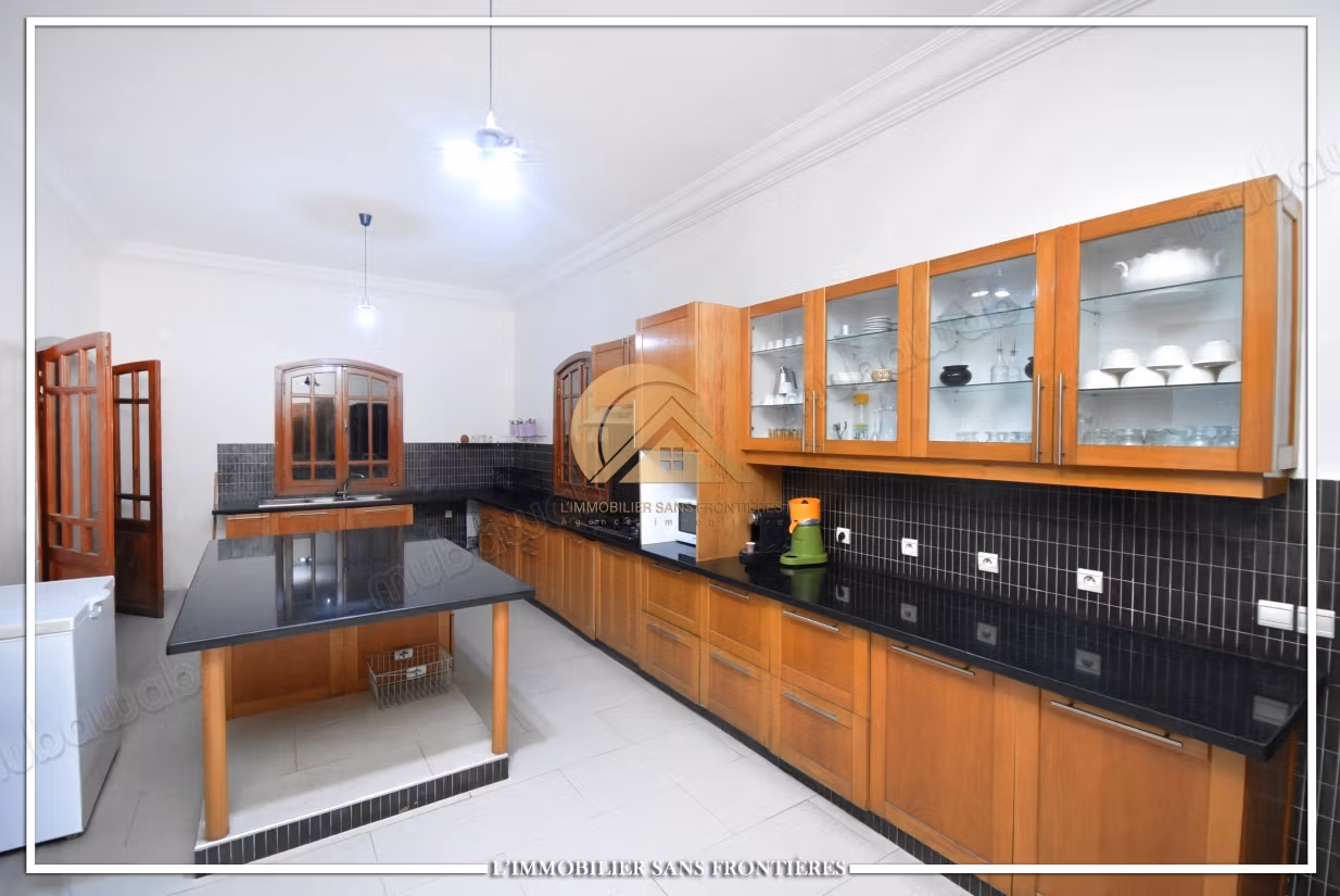 Gemeubileerde villa te huur Route van Ourika, Marrakech - 1 hectare grond