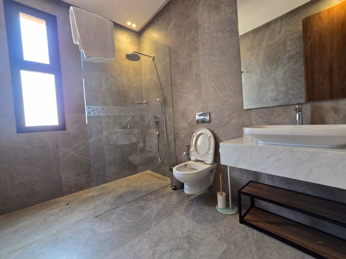 Luxurious Villa 4 suites Long-term rental Bd M6