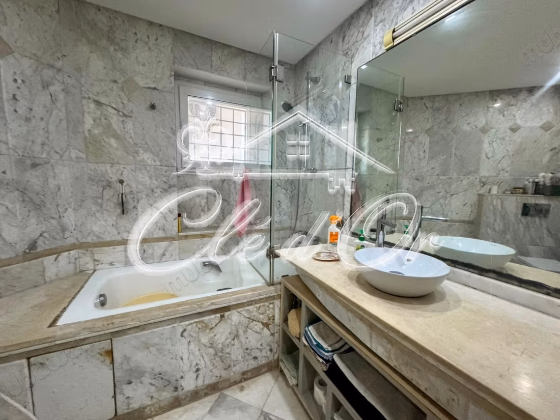 Furnished S3 apartment for rent in Berges du Lac 1