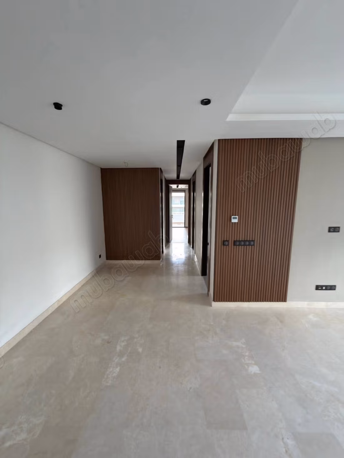 Bel appartement en location à CFC