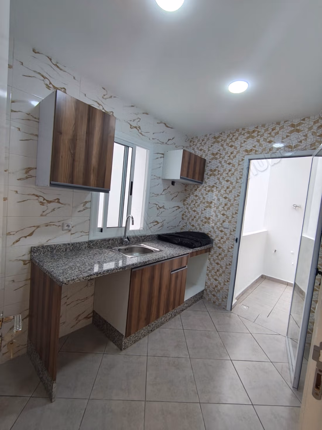 Appartamento con 2 camere da letto di 60 m² senza affacci diretti